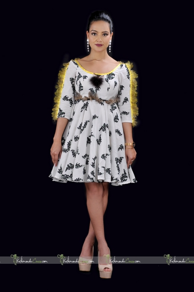 Isneha Joshi – Gallery 14